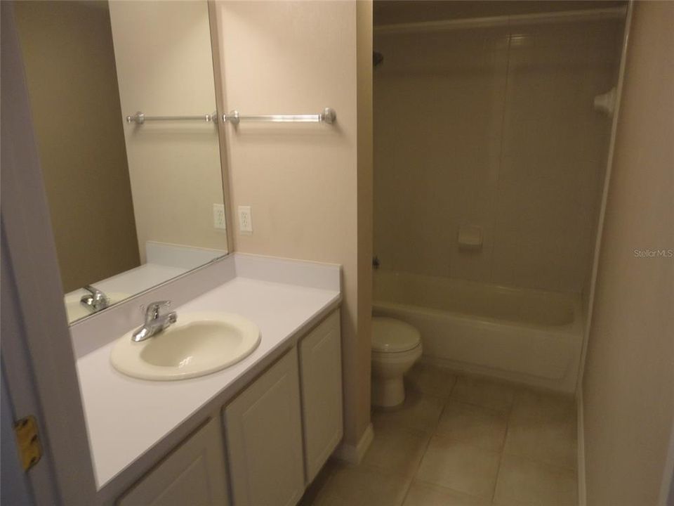 For Rent: $1,800 (2 beds, 2 baths, 1088 Square Feet)