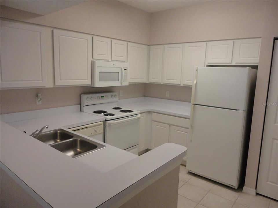 For Rent: $1,800 (2 beds, 2 baths, 1088 Square Feet)