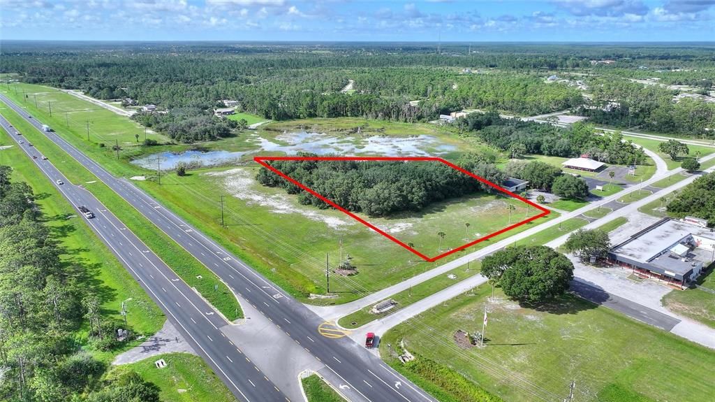 На продажу: $325,000 (1.97 acres)