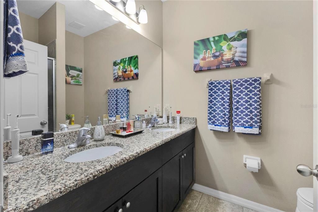 For Sale: $330,000 (3 beds, 2 baths, 1880 Square Feet)