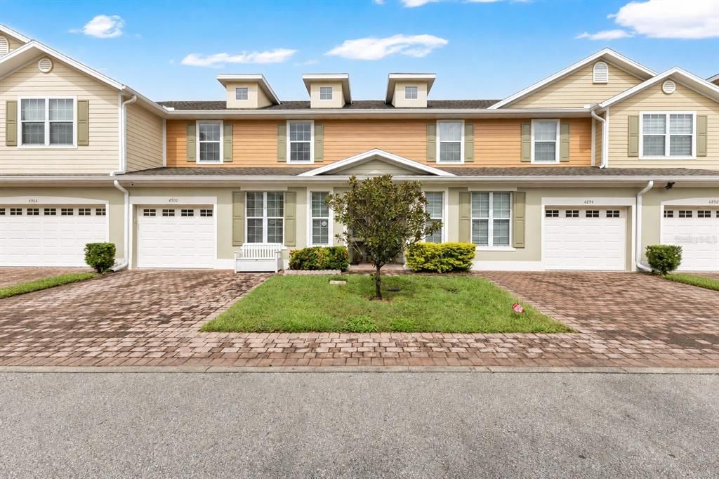 For Sale: $330,000 (3 beds, 2 baths, 1880 Square Feet)