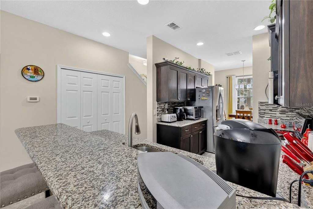 For Sale: $330,000 (3 beds, 2 baths, 1880 Square Feet)