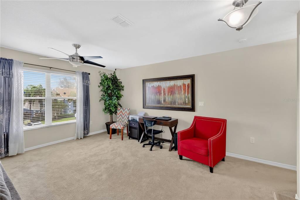 For Sale: $330,000 (3 beds, 2 baths, 1880 Square Feet)