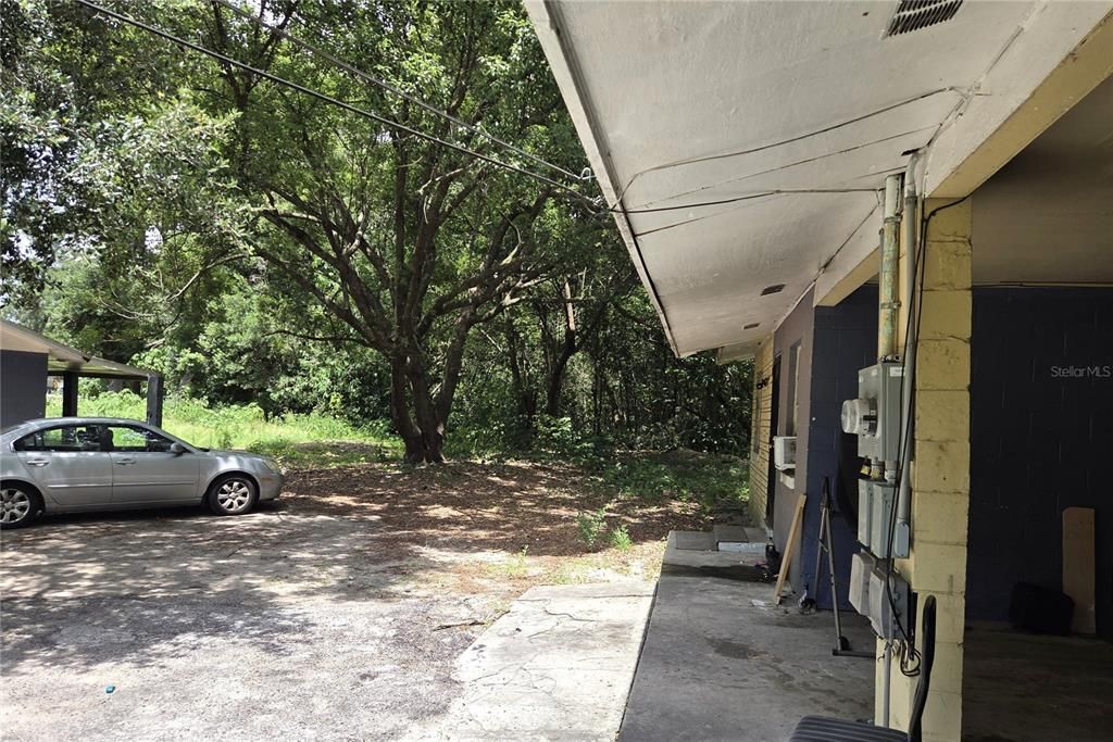 For Sale: $425,000 (8 beds, 0 baths, 2716 Square Feet)