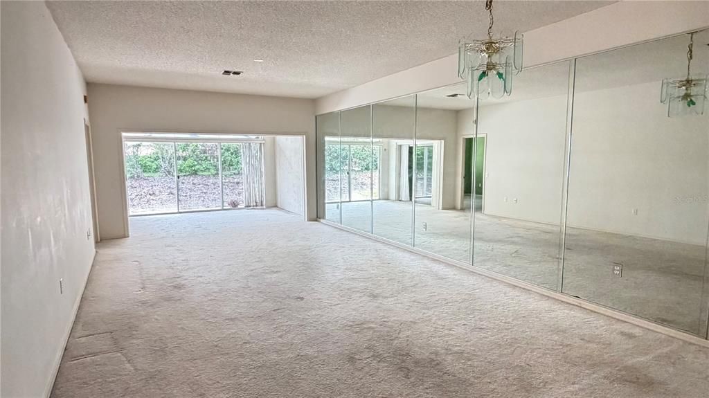 En Venta: $225,000 (3 camas, 2 baños, 1676 Pies cuadrados)