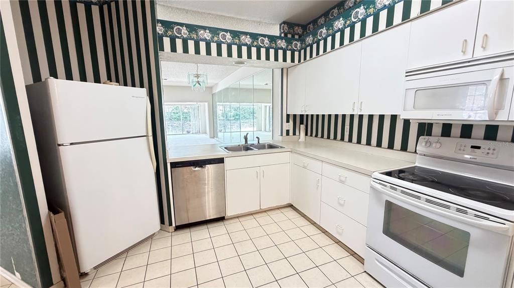 En Venta: $225,000 (3 camas, 2 baños, 1676 Pies cuadrados)