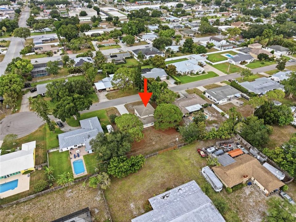 En Venta: $475,000 (4 camas, 2 baños, 2105 Pies cuadrados)