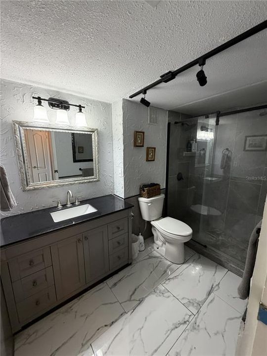 В аренду: $2,500 (1 спален, 1 ванн, 680 Квадратных фут)