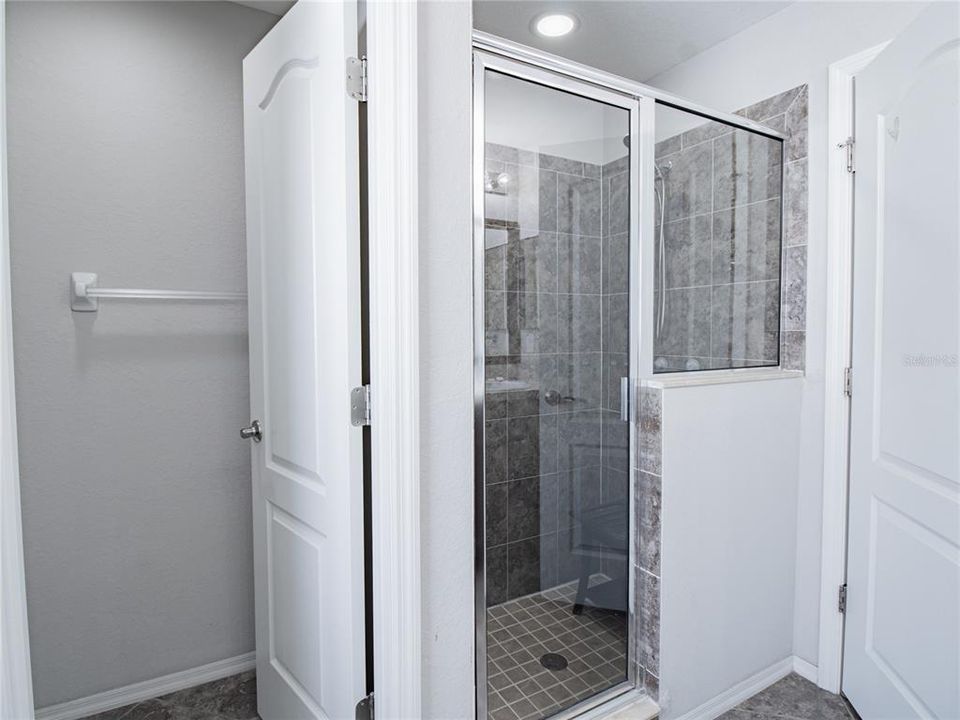 На продажу: $299,990 (3 спален, 2 ванн, 1760 Квадратных фут)