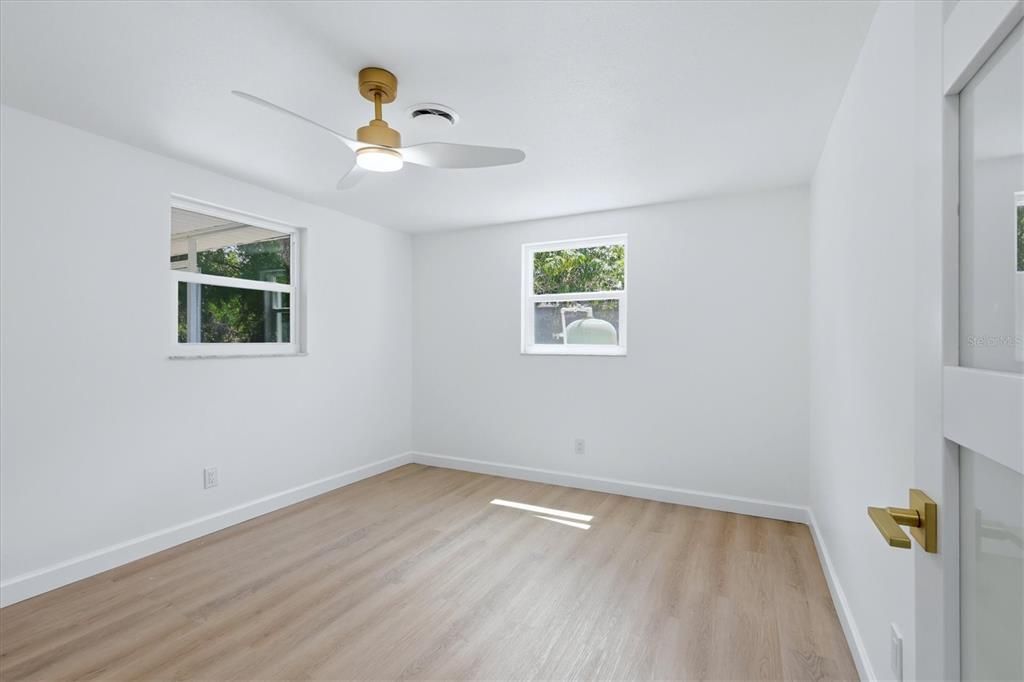For Sale: $329,000 (3 beds, 2 baths, 1248 Square Feet)