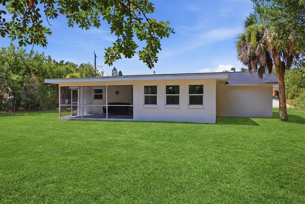 For Sale: $329,000 (3 beds, 2 baths, 1248 Square Feet)