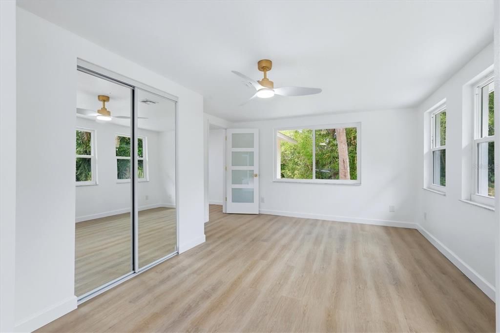 For Sale: $329,000 (3 beds, 2 baths, 1248 Square Feet)