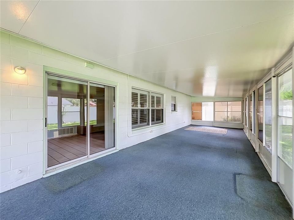For Sale: $320,000 (3 beds, 1 baths, 1015 Square Feet)