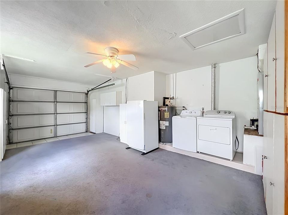 For Sale: $320,000 (3 beds, 1 baths, 1015 Square Feet)