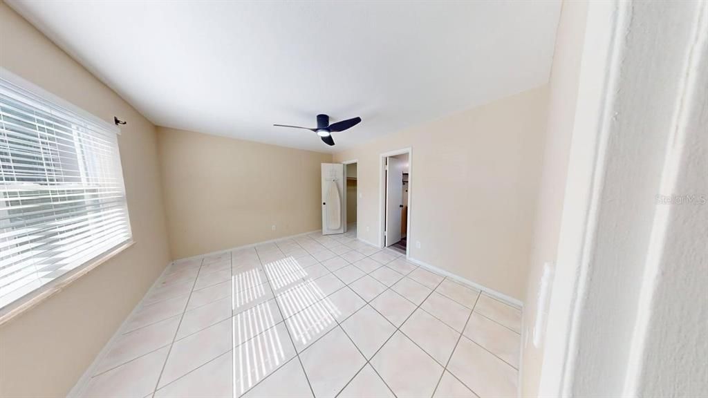 For Rent: $2,275 (5 beds, 3 baths, 1250 Square Feet)
