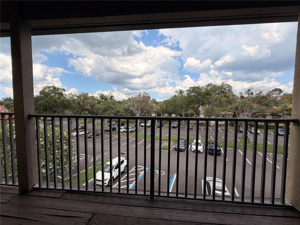For Rent: $1,400 (1 beds, 1 baths, 674 Square Feet)