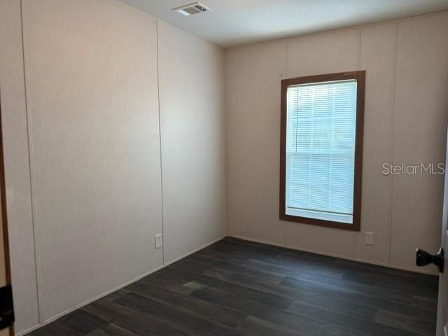 En Venta: $169,900 (3 camas, 2 baños, 1140 Pies cuadrados)