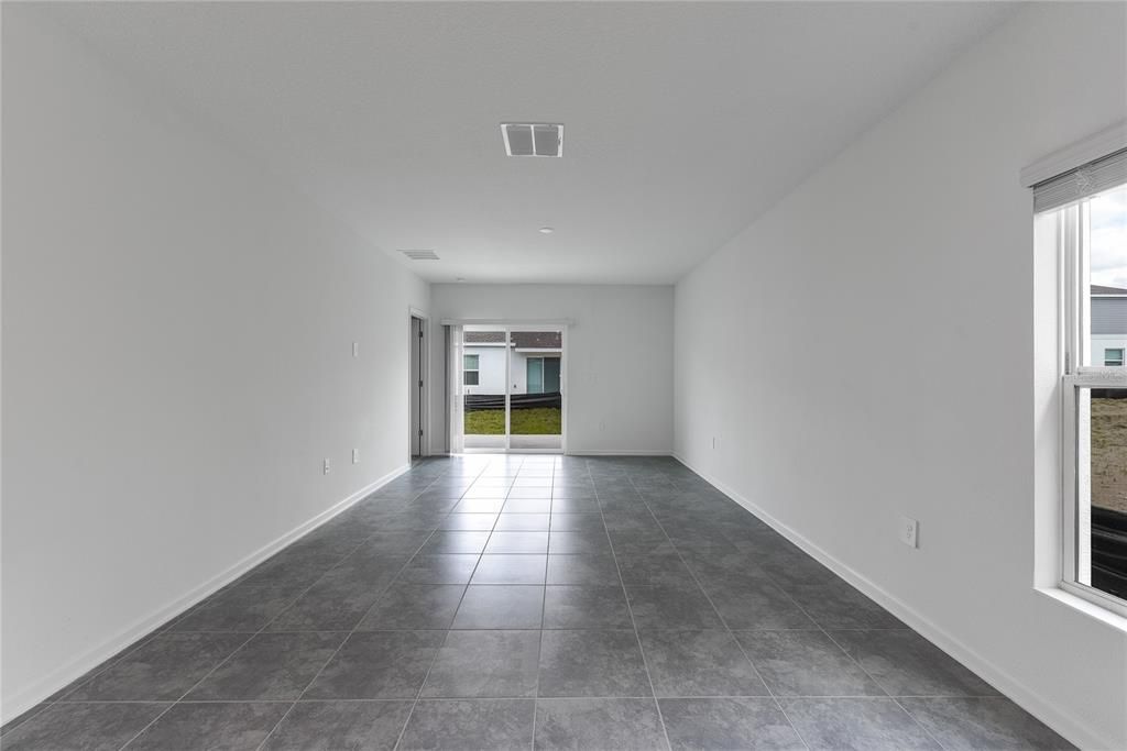 В аренду: $2,050 (3 спален, 2 ванн, 1470 Квадратных фут)