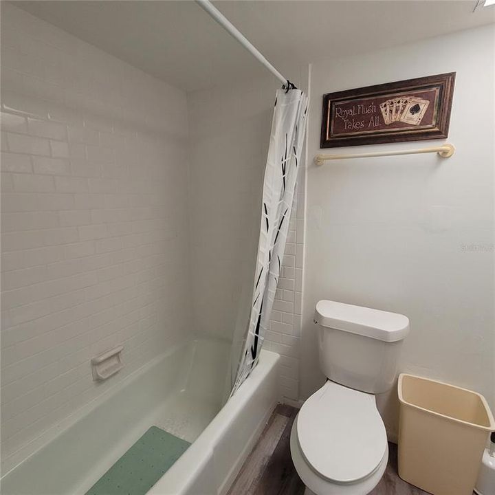 На продажу: $99,000 (1 спален, 1 ванн, 930 Квадратных фут)