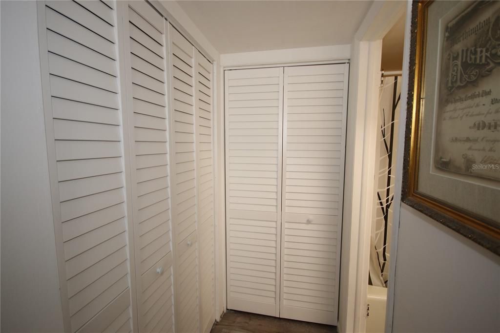 На продажу: $99,000 (1 спален, 1 ванн, 930 Квадратных фут)