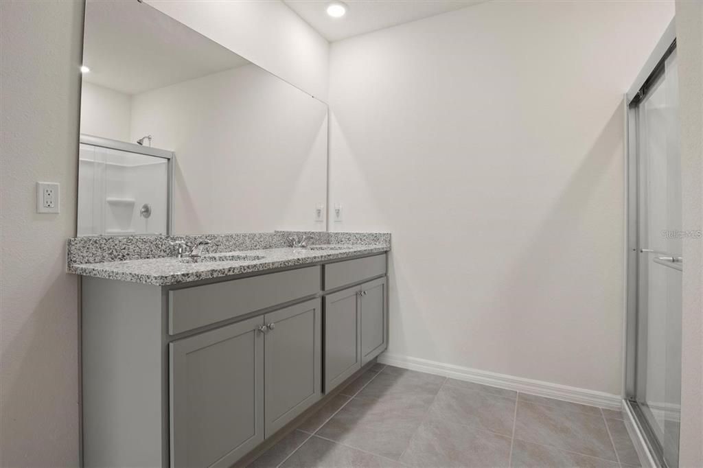 En Venta: $319,000 (3 camas, 2 baños, 1658 Pies cuadrados)