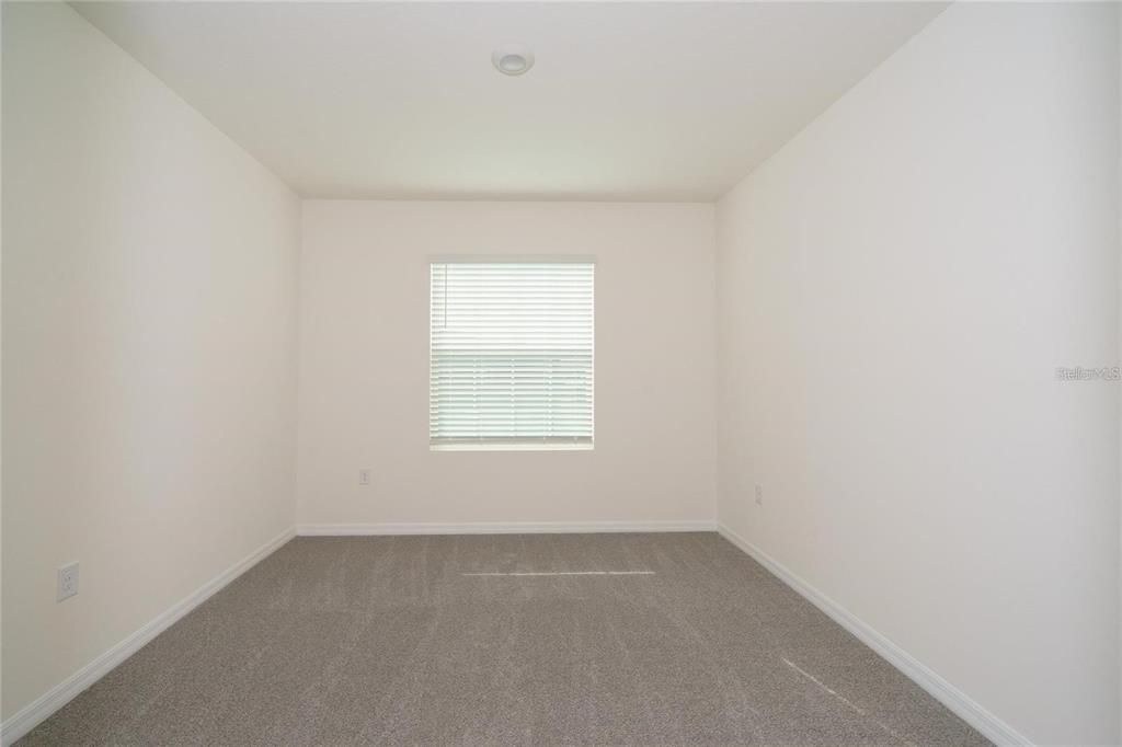 For Rent: $2,200 (3 beds, 2 baths, 1673 Square Feet)