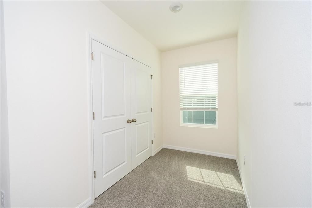 For Rent: $2,200 (3 beds, 2 baths, 1673 Square Feet)