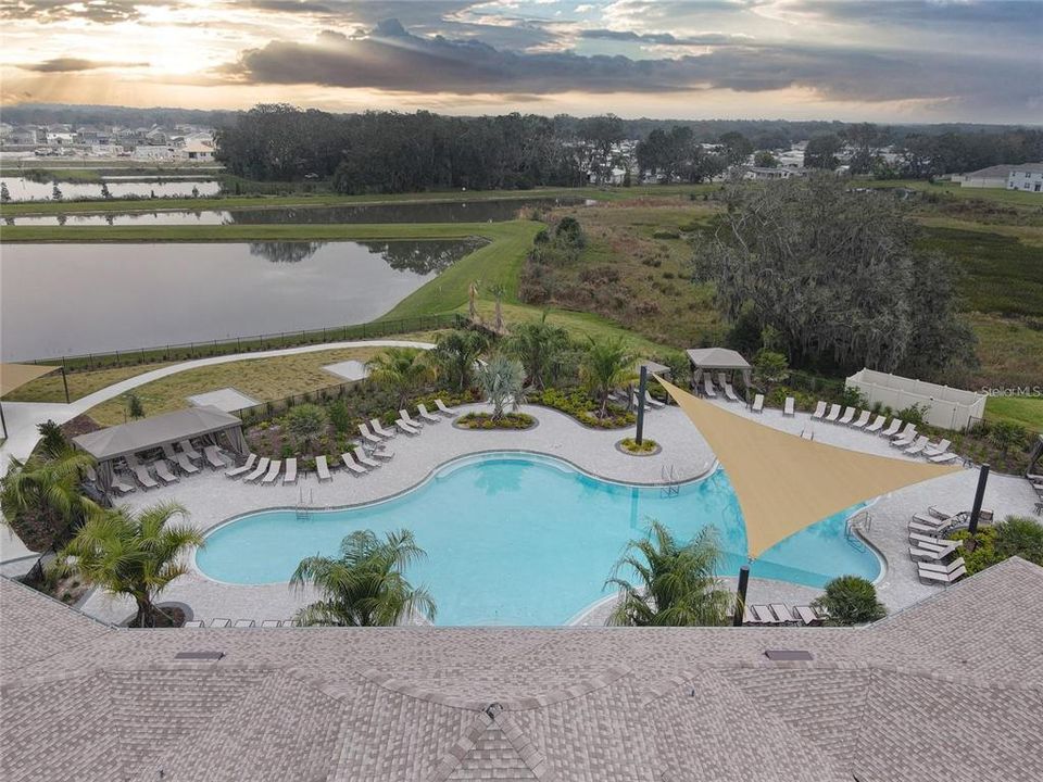 For Rent: $2,200 (3 beds, 2 baths, 1673 Square Feet)