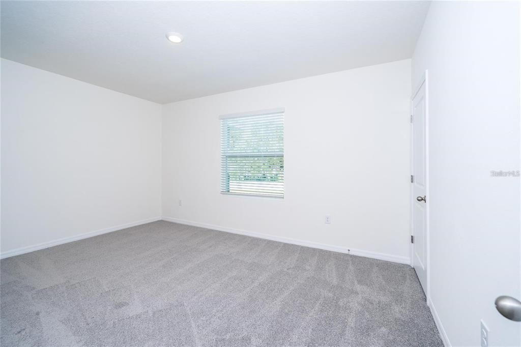 For Rent: $2,200 (3 beds, 2 baths, 1673 Square Feet)