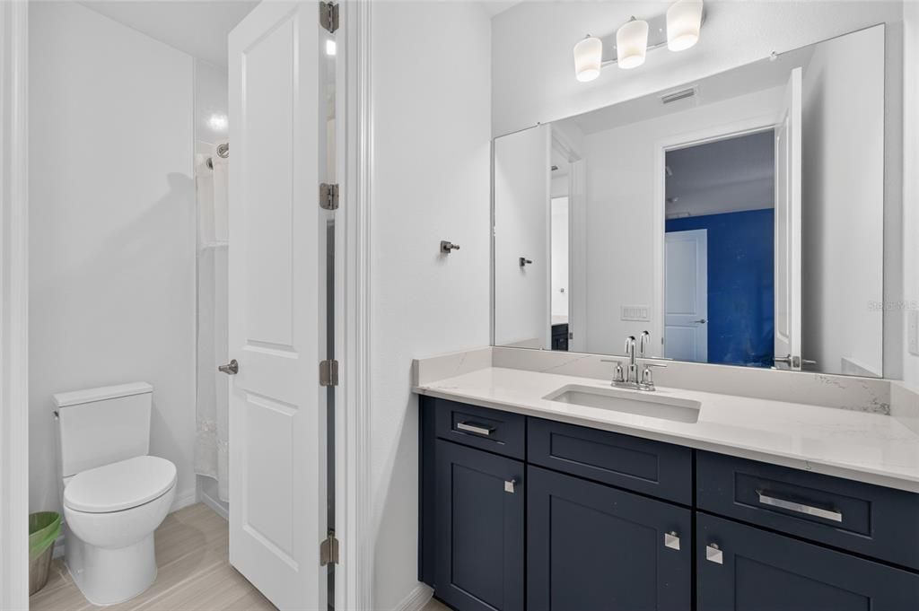 En Venta: $1,200,000 (7 camas, 4 baños, 4823 Pies cuadrados)