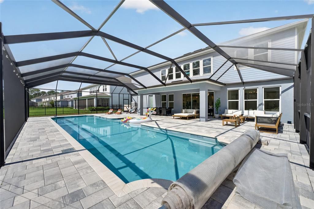 En Venta: $1,200,000 (7 camas, 4 baños, 4823 Pies cuadrados)