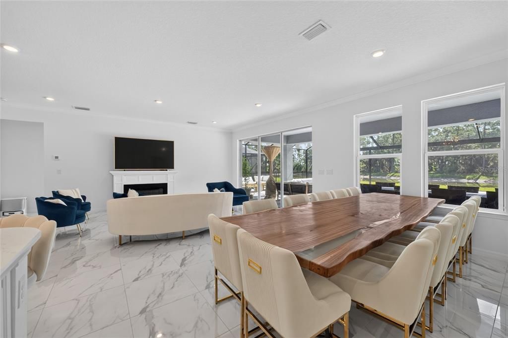 En Venta: $1,200,000 (7 camas, 4 baños, 4823 Pies cuadrados)