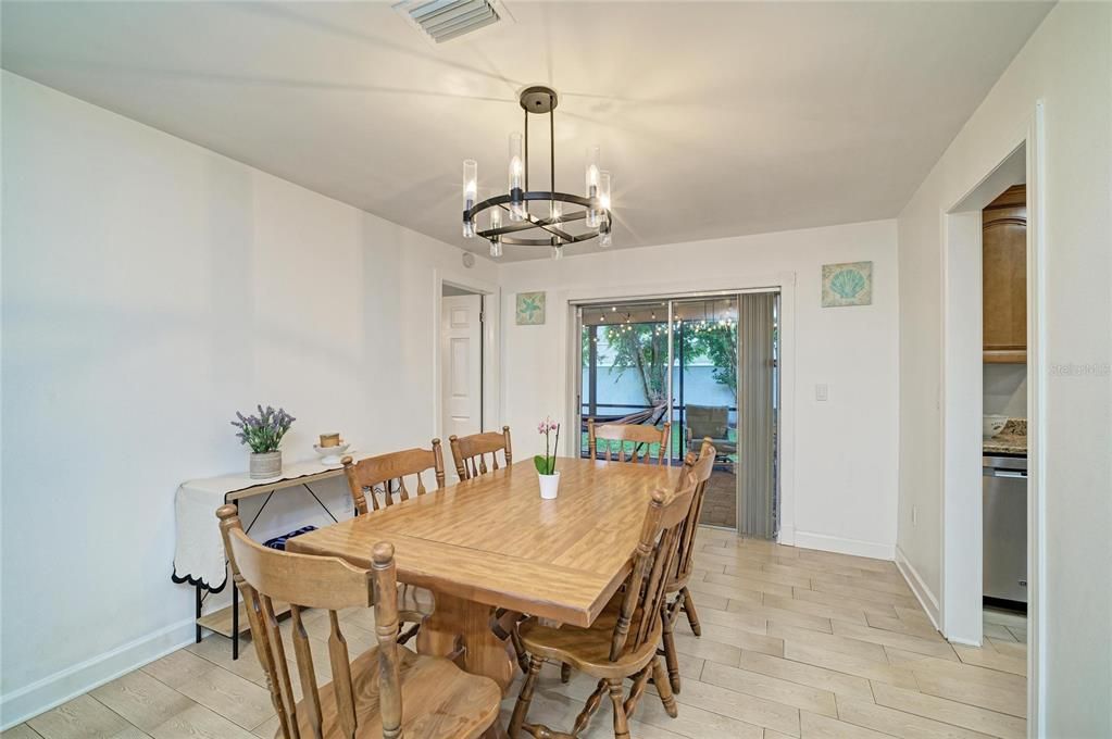 For Sale: $549,500 (4 beds, 2 baths, 1845 Square Feet)