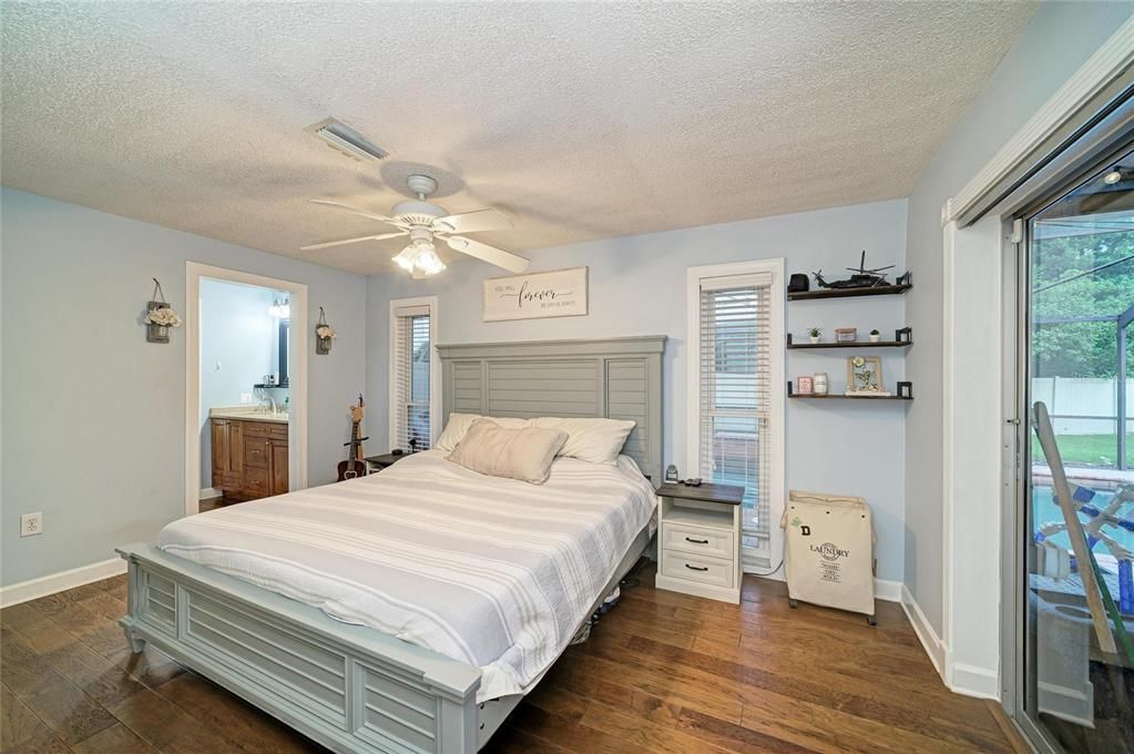 For Sale: $549,500 (4 beds, 2 baths, 1845 Square Feet)