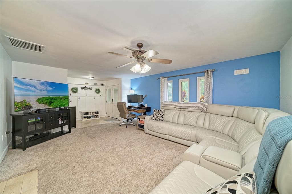 For Sale: $549,500 (4 beds, 2 baths, 1845 Square Feet)