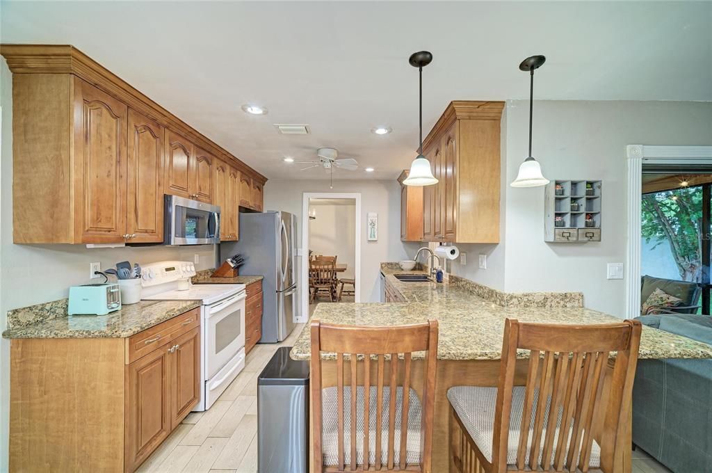 For Sale: $549,500 (4 beds, 2 baths, 1845 Square Feet)