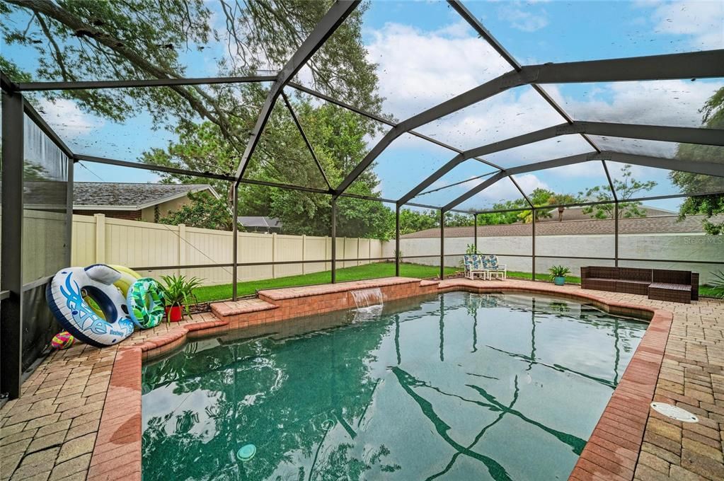 For Sale: $549,500 (4 beds, 2 baths, 1845 Square Feet)