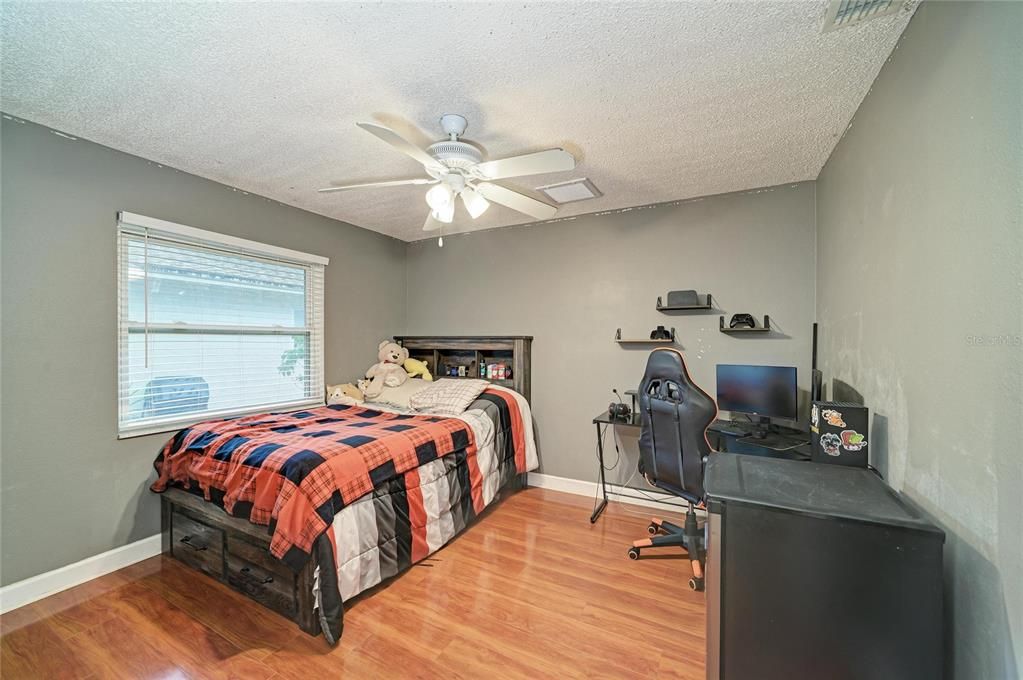 For Sale: $549,500 (4 beds, 2 baths, 1845 Square Feet)
