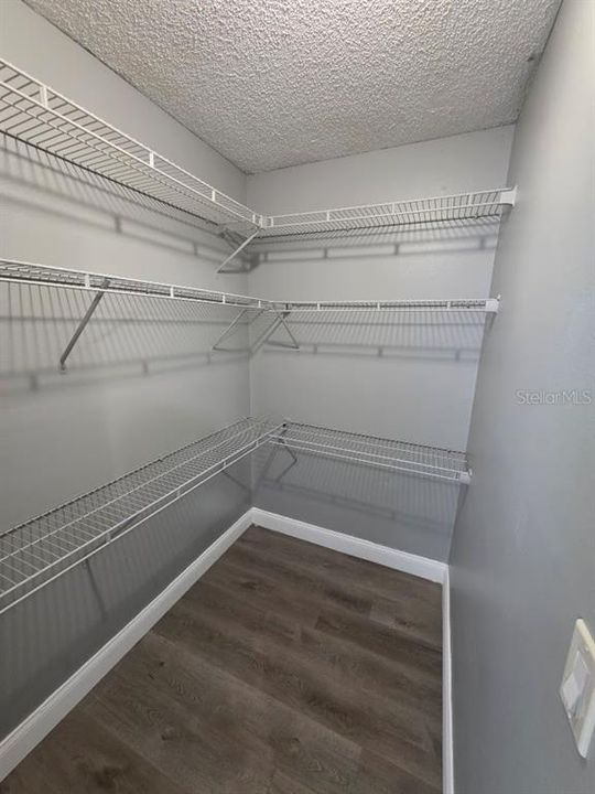 В аренду: $1,700 (2 спален, 2 ванн, 943 Квадратных фут)