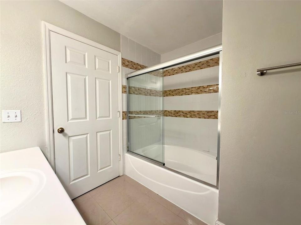 En Renta: $1,975 (2 camas, 2 baños, 1256 Pies cuadrados)
