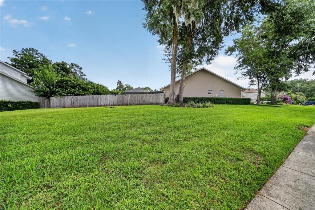 For Sale: $521,700 (3 beds, 2 baths, 2514 Square Feet)