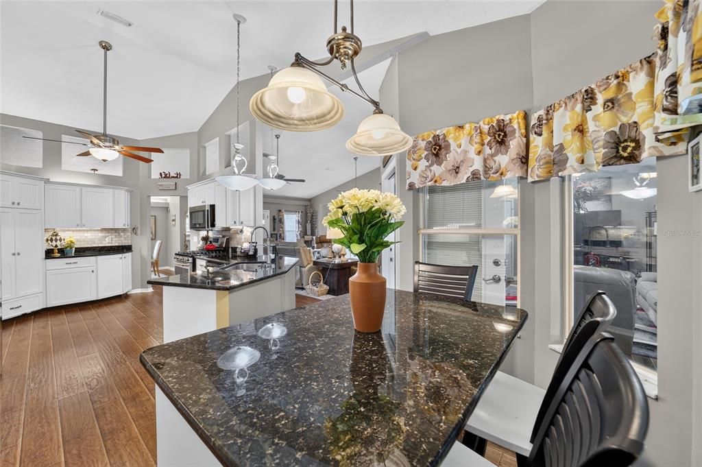 For Sale: $521,700 (3 beds, 2 baths, 2514 Square Feet)