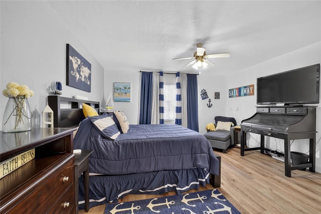 For Sale: $521,700 (3 beds, 2 baths, 2514 Square Feet)