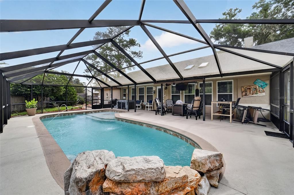 For Sale: $521,700 (3 beds, 2 baths, 2514 Square Feet)