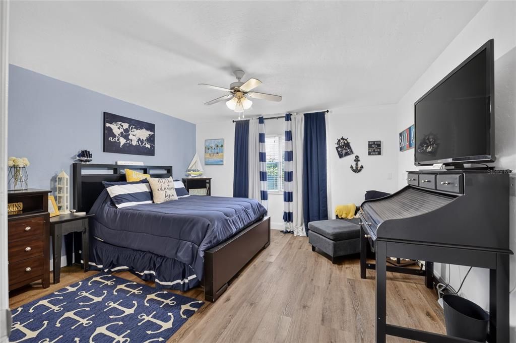 For Sale: $521,700 (3 beds, 2 baths, 2514 Square Feet)