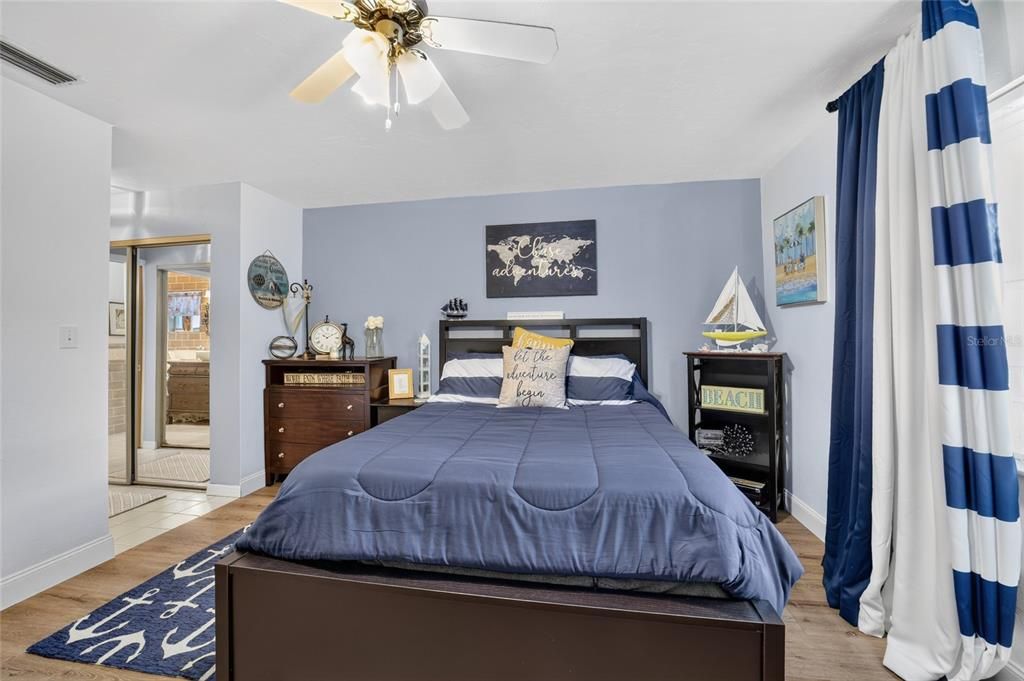 For Sale: $521,700 (3 beds, 2 baths, 2514 Square Feet)