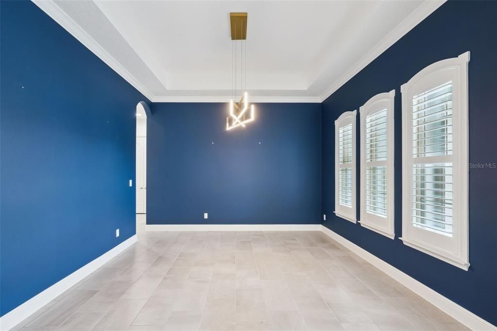 En Venta: $1,385,000 (4 camas, 3 baños, 3350 Pies cuadrados)