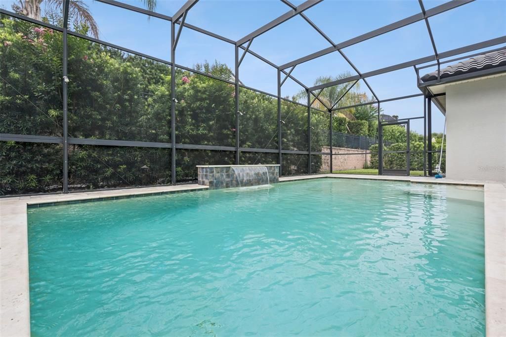 En Venta: $1,385,000 (4 camas, 3 baños, 3350 Pies cuadrados)