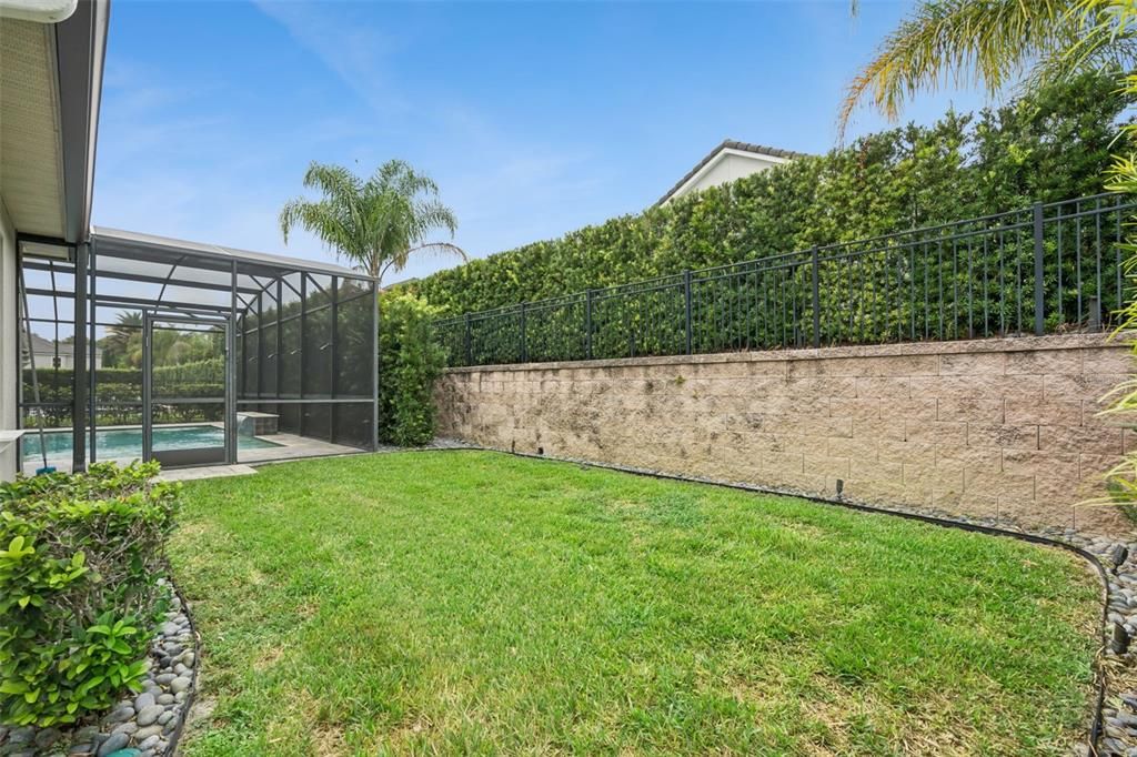 En Venta: $1,385,000 (4 camas, 3 baños, 3350 Pies cuadrados)