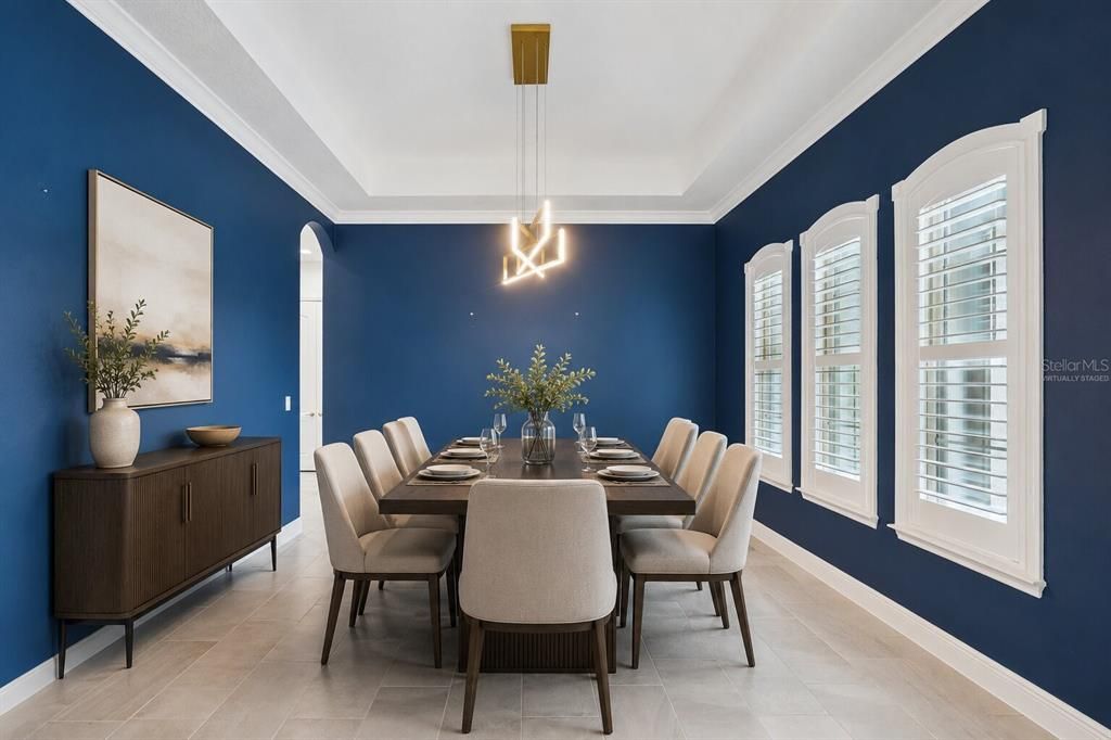 En Venta: $1,385,000 (4 camas, 3 baños, 3350 Pies cuadrados)